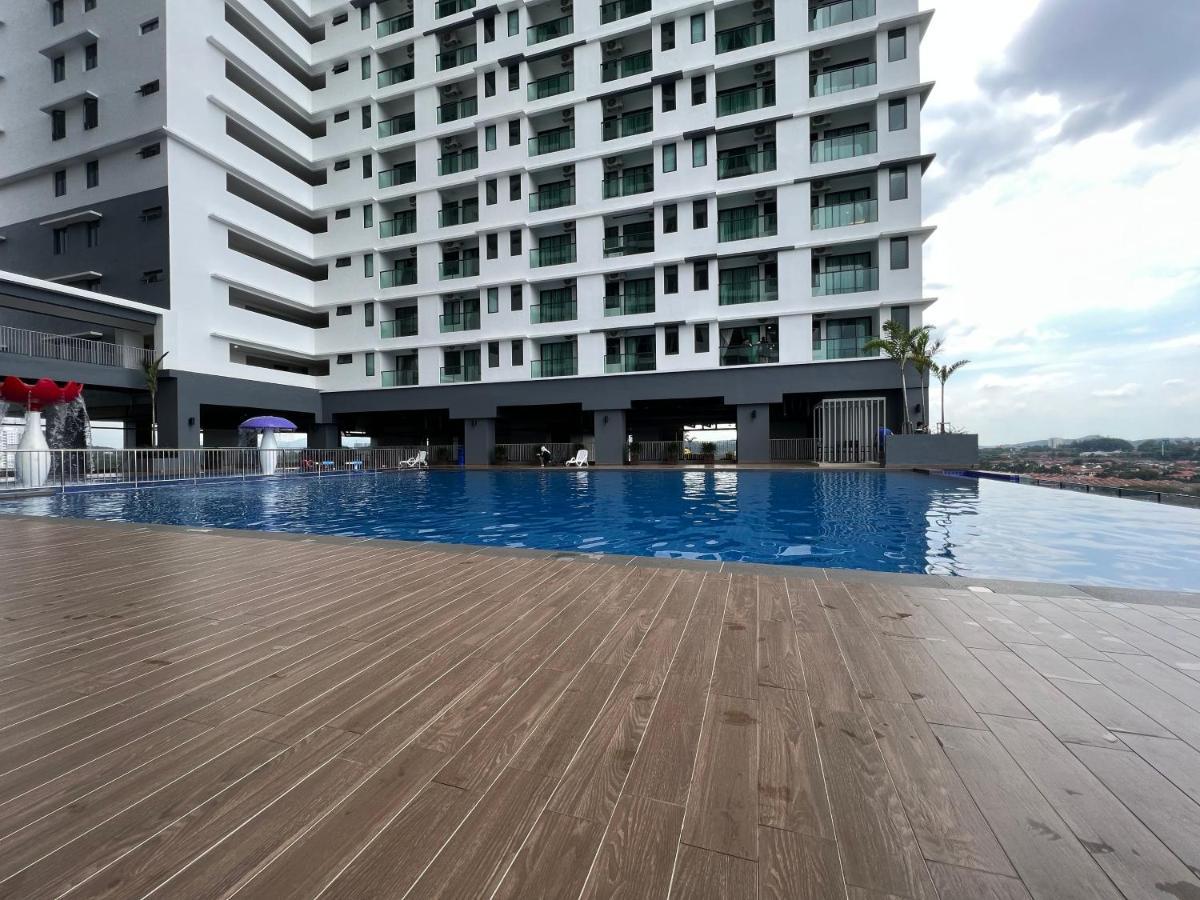 Vista Bangi 1 Bedroom Service Apartment With Swimming Pool Kajang Ngoại thất bức ảnh